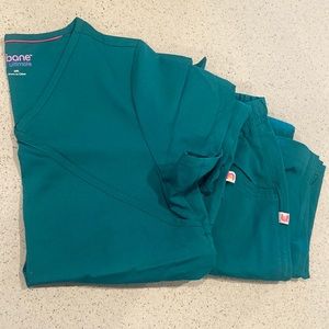 Urbane Ultimate Scrubs set, Hunter Green, size S, never worn